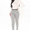 Flash Sale 🌟 Fashion Nova Workin' Hard Plaid Pants - Black/White 🔥 2 Fashion Nova Workin' Hard Plaid Pants - Black/White