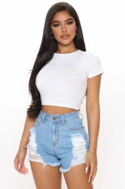 Fashion Nova Front Of The Crowd Shredded Denim Shorts - Medium Blue Wash