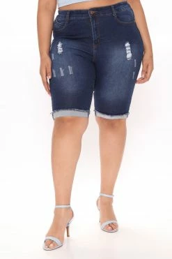 Fashion Nova Shorts Hold Me Closer Booty Lifting Denim Bermudas - Dark Wash