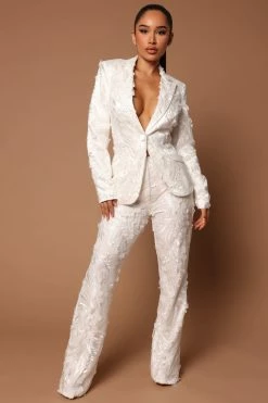 Fashion Nova Kelsey High Waisted Pant - White