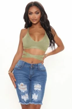 Budget ๐ Fashion Nova City Slicker Distressed Denim Bermuda Shorts - Medium Blue Wash โ๏ธ 9 Fashion Nova City Slicker Distressed Denim Bermuda Shorts - Medium Blue Wash