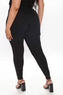 Fashion Nova Back To Better Cargo Jogger - Black