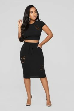 Fashion Nova Casual Lover Skirt - Black