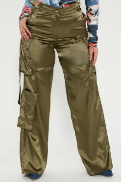 Fashion Nova Weekend Fling Cargo Pants 33 - Olive
