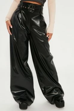 Fashion Nova Pants On My Own Faux Leather Pant 33 - Black