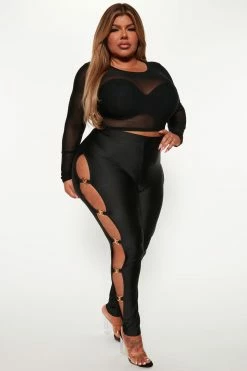 Fashion Nova Attention Seeking Cut Out Legging - Black Leggings