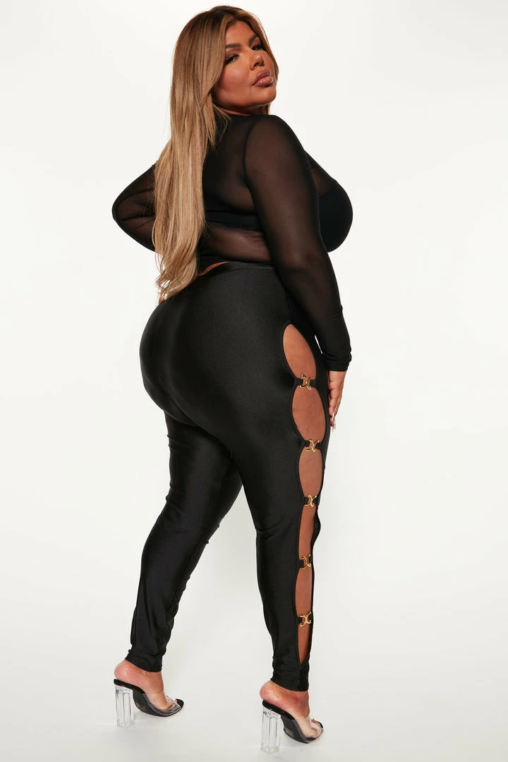 Fashion Nova Attention Seeking Cut Out Legging - Black Leggings