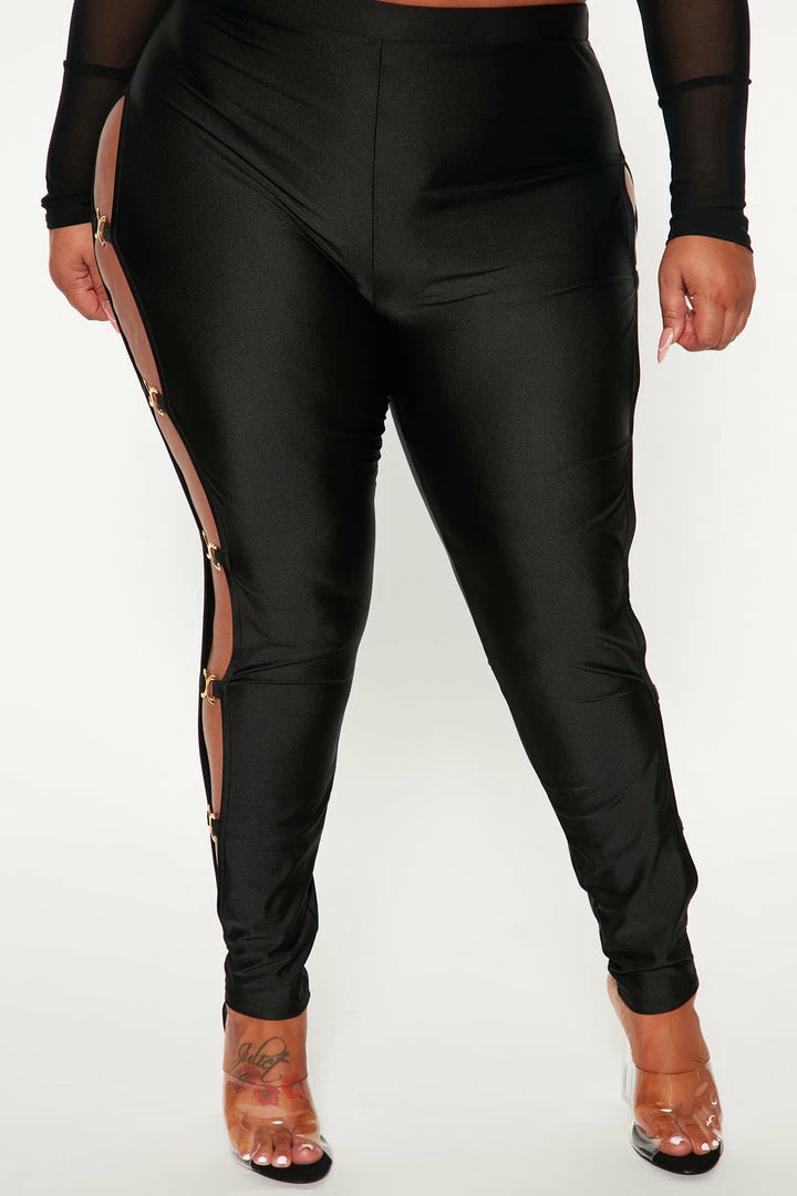 Fashion Nova Attention Seeking Cut Out Legging - Black Leggings