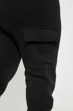Fashion Nova Let's Relax Jogger Sweatpants - Black