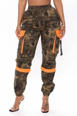 Fashion Nova Can't Get With You Cargo Pant - Camouflage
