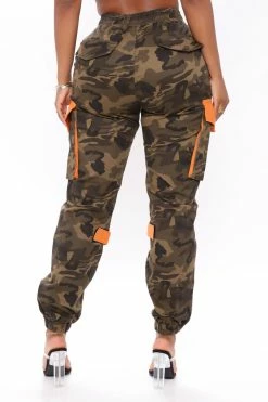 Fashion Nova Can't Get With You Cargo Pant - Camouflage