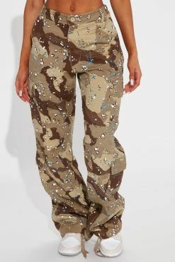 Flash Sale π Fashion Nova Paparazzi Camo Joggers - Camouflage π 7 Fashion Nova Paparazzi Camo Joggers - Camouflage