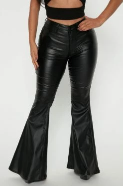 Fashion Nova Bring It On Flare Pant 31.5 - Black