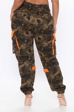Fashion Nova Can't Get With You Cargo Pant - Camouflage