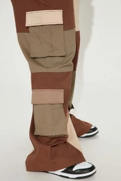 Fashion Nova Ready To Go Wide Leg Cargo Pant 32 - Brown/combo Pants