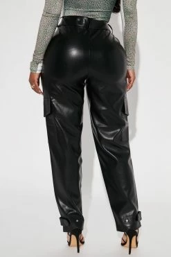 Outlet π Fashion Nova Pants The Finest Faux Leather Cargo Pant 29 - Black π 12 Fashion Nova Pants The Finest Faux Leather Cargo Pant 29 - Black