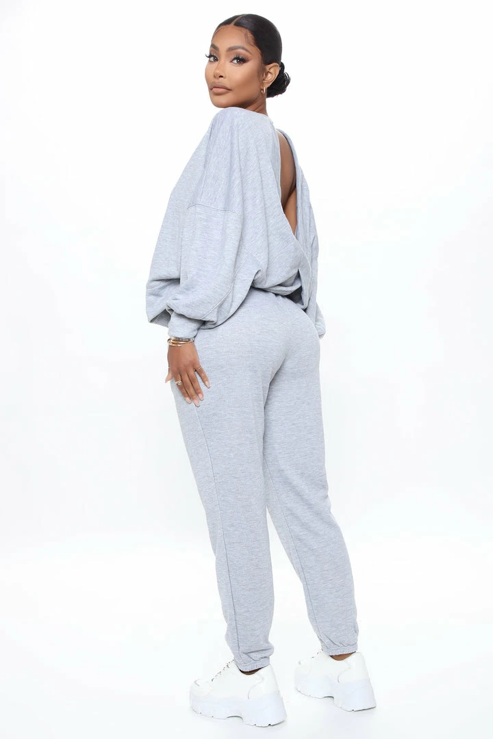 New 🔔 Fashion Nova Big On Comfort Jogger Pant - Heather Grey 🎁 7 Fashion Nova Big On Comfort Jogger Pant - Heather Grey