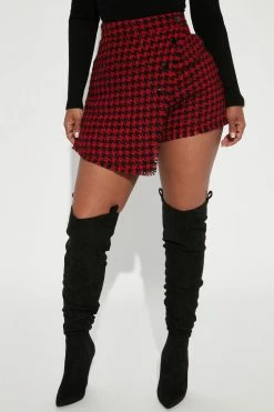 Fashion Nova Keep It Profesh Tweed Skort - Black/Red