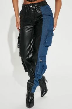 Fashion Nova Opposites Attract Faux Leather Jogger - Black/combo