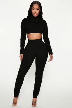 Fashion Nova Tyler Snatched Legging - Black
