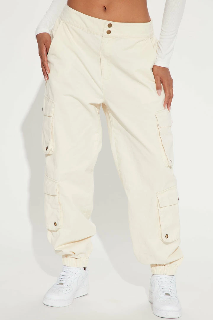 Brand new βοΈ Fashion Nova Cider Cargo Jogger - Khaki Pants 𧨠4 Fashion Nova Cider Cargo Jogger - Khaki Pants