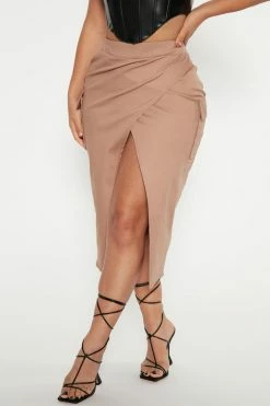Fashion Nova Darlington Cargo Midi Skirt - Khaki