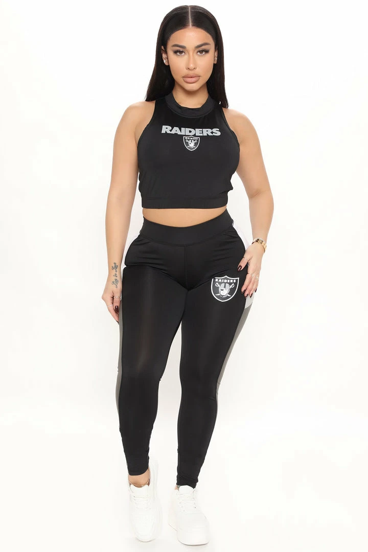 Flash Sale π Fashion Nova NFL Hall Of Fame Raiders Leggings - Black/Grey π€© 4 Fashion Nova NFL Hall Of Fame Raiders Leggings - Black/Grey
