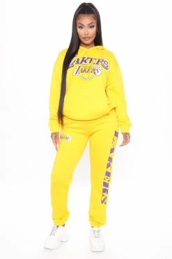 Fashion Nova NBA On The Rebound Lakers Sweatpants - Yellow