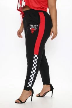 Fashion Nova NBA Offensive Fouls Bulls Sweatpants - Black