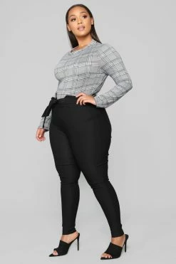 Fashion Nova Knot Your Girl Pants - Black