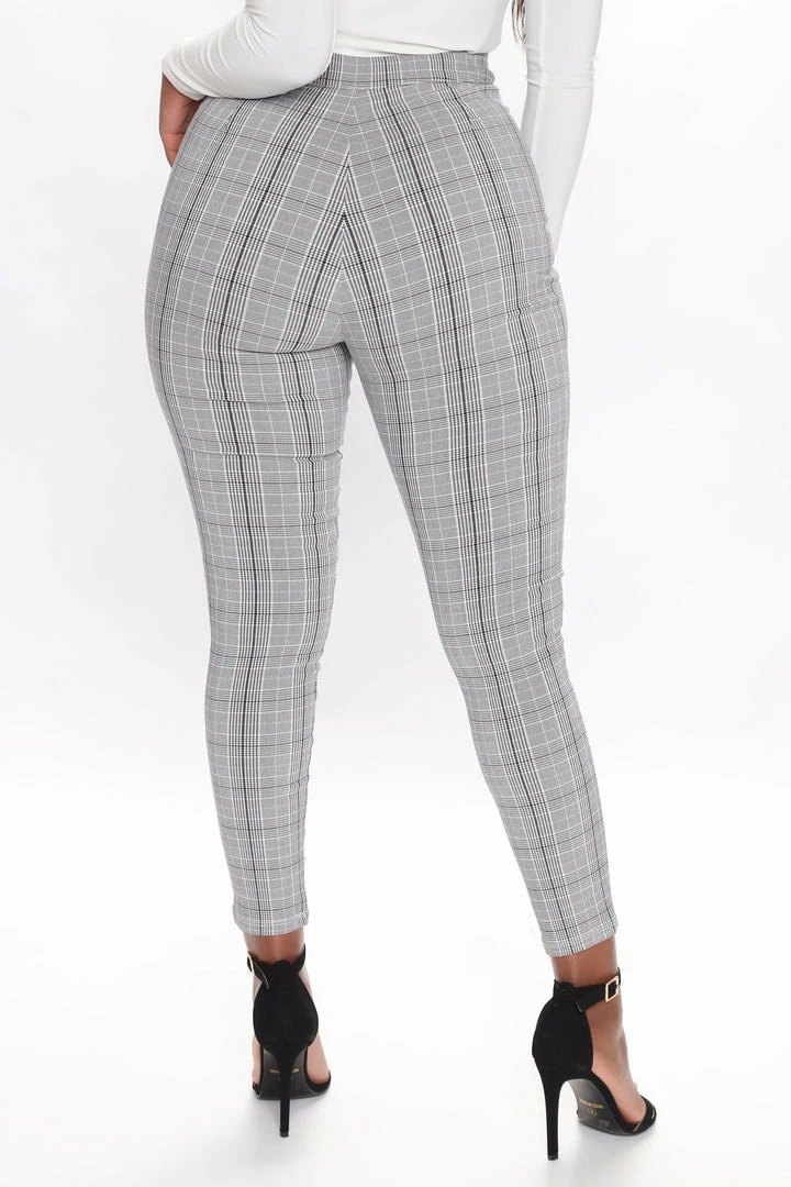 Promo π Fashion Nova Office Affair Plaid Skinny Pant - Black/White Pants β€οΈ 5 Fashion Nova Office Affair Plaid Skinny Pant - Black/White Pants