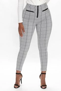 Fashion Nova Office Affair Plaid Skinny Pant - Black/White Pants