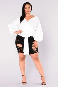 Fashion Nova Kady Bermuda Shorts - Black
