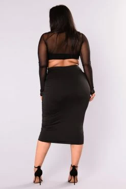 Fashion Nova Olive Oil II Skirt - Black