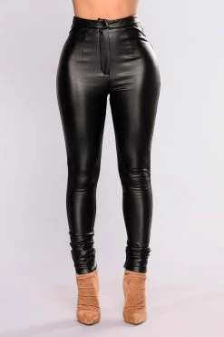 Fashion Nova Carina High Rise Pants - Black