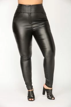 Fashion Nova Libby Pants - Black